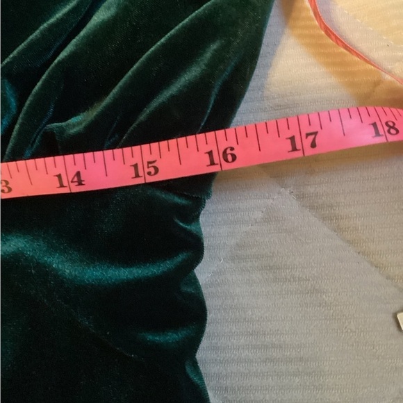 NWOT Eliza J Size 14 Mock Neck‎ Sleeveless Velvet Blouson Gown - Picture 11 of 12